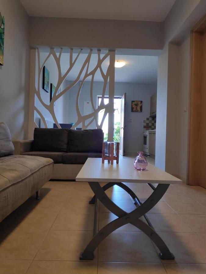 Xenia'S Countryside Guesthouse Agia Marina  ภายนอก รูปภาพ