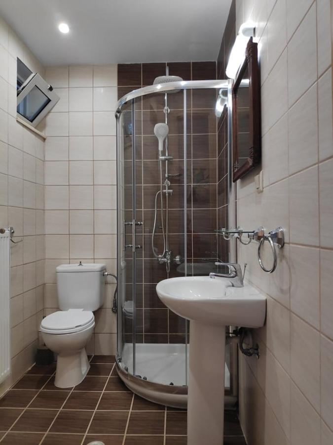 Xenia'S Countryside Guesthouse Agia Marina  ภายนอก รูปภาพ
